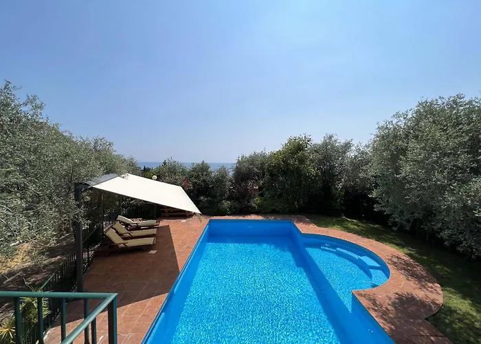 Villa Tellaro 8 Pax By Villasretreats